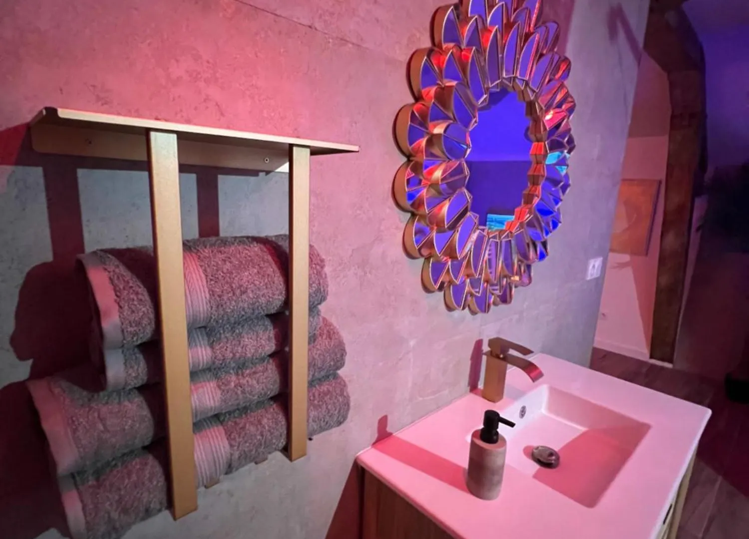 Boheme & Jacuzzi Apartment Vienne  France